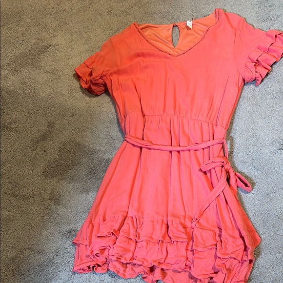Francesca's Collections Pink Ruffled Mini Sundress - Picture 1 of 3